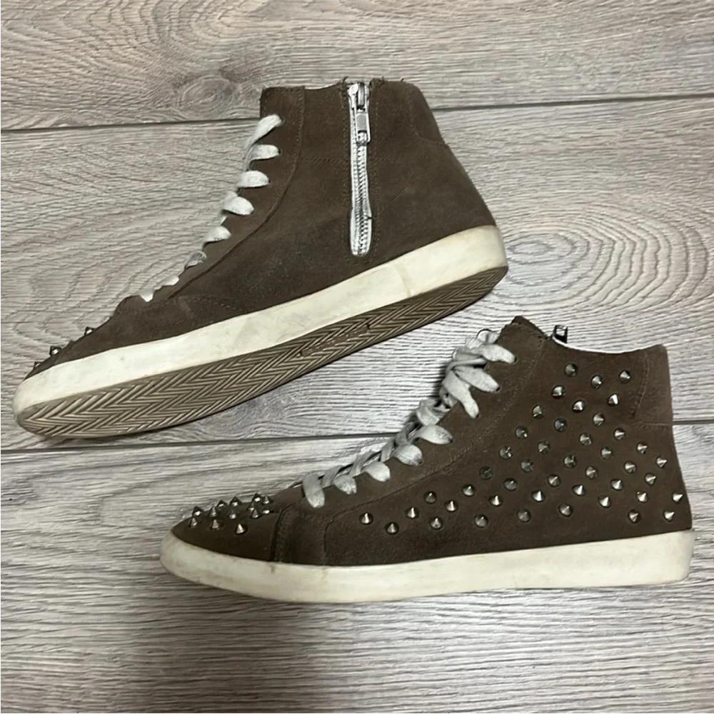 Steve Madden Suede Studded High Top Sneakers Size 7.5 - Picture 3 of 6